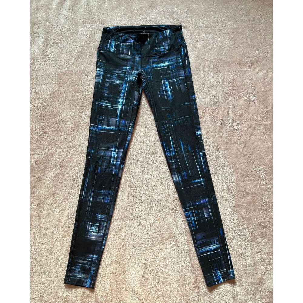 Women's Athleta Black and Blue Print Leggings Size XSmall‎